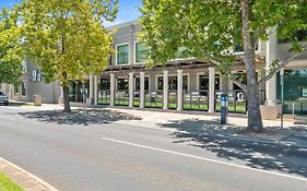 Sherbourne Terrace Hotel